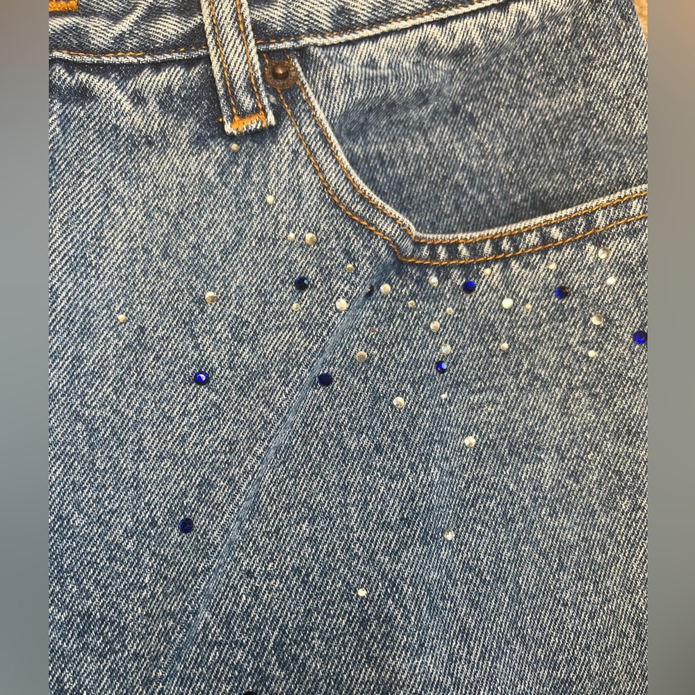 Bill Blass Blue Jeans with Sparkling Accents